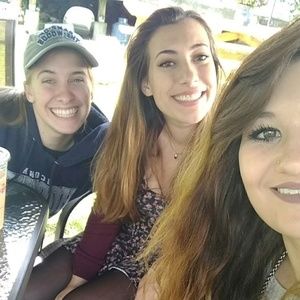 Meet your Posher, Monet